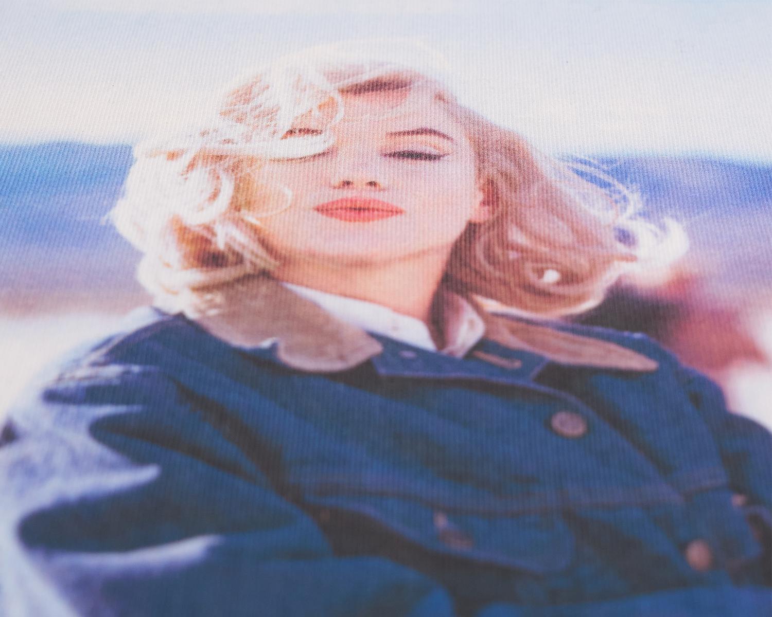 Playera Lee x Marylin Monroe Girlfriend Tee
